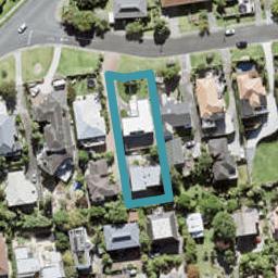 2/7 Ridge Road, Waiake, Auckland