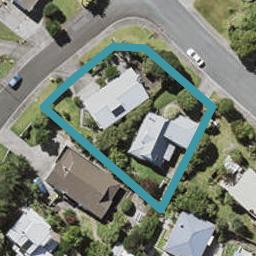 2/2 Altair Place, Windsor Park, Auckland