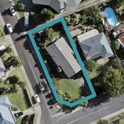 1 Brouder place, Hill Park, Manukau