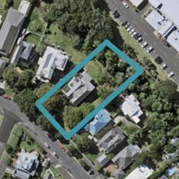 14 Waterview Road, Stanley Point, Auckland