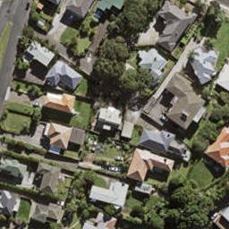 2/7 Sampson Lane, Northcote, Auckland