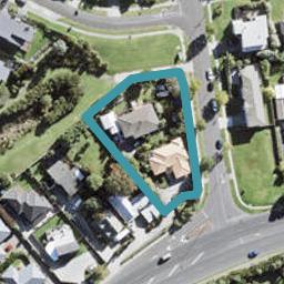 2/27 Oteha Valley Road, Northcross, Auckland