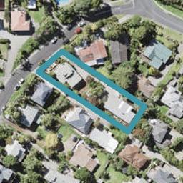 1/2 Rossmore Terrace, Murrays Bay, Auckland