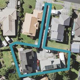 2/6 Pinewood Grove, Botany Downs, Auckland