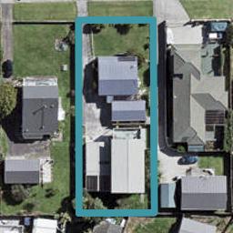 5 Crispe Road, Clarks Beach, Clarks Beach