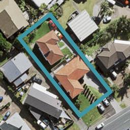 1/50 Sunset Road, Unsworth Heights, Auckland