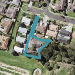 1/60 Glennandrew Drive, Half Moon Bay, Auckland
