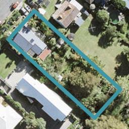 24 Okura River Road, Albany