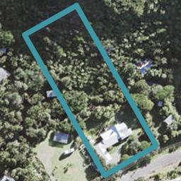 14 Glenesk Road, Piha