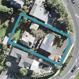 2/824 Beach Road, Browns Bay, Auckland