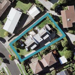 2/24 Curacao Place, Half Moon Bay, Auckland