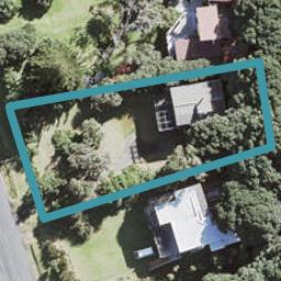 71 Marine Parade North, Piha
