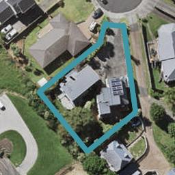 2/64 Centorian Drive, Windsor Park, Auckland