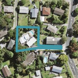 10 Castleford Street, Green Bay, Auckland