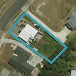 27 Karoro Road, One Tree Point