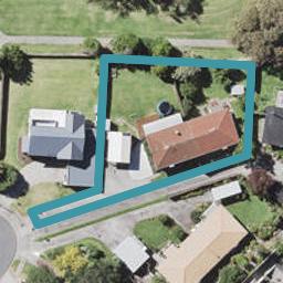 2/1 Dalwhinnie Parade, Highland Park, Auckland