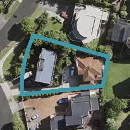 2/10 Ribbonwood Crescent, Goodwood Heights, Auckland