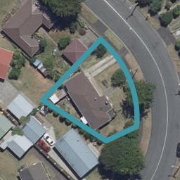 61 Garden Heights Avenue, Glenview, Hamilton