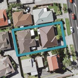 2/81 Aviemore Drive, Highland Park, Auckland