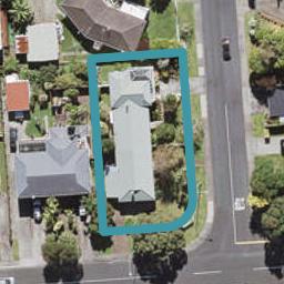 2/2 Manhattan Heights, Glendene, Auckland
