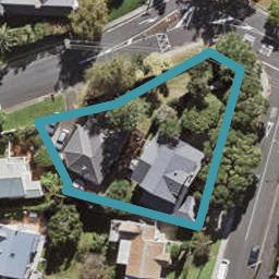 2/2 Council Terrace, Northcote Point, Auckland