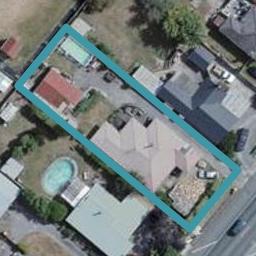 396 High Street South, Carterton