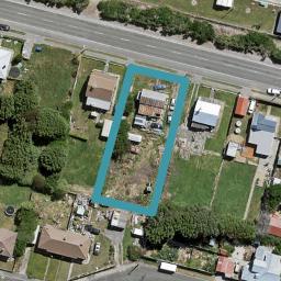 14 Ocean Beach Road, Bluff