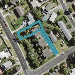 8 Awaroa Road, Sunnyvale, Auckland