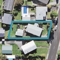 27 Lantana Road, Green Bay, Auckland