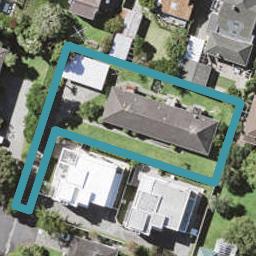 2/17 Frieston Road, Milford, Auckland