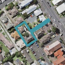 2/435 Lake Road, Takapuna, Auckland