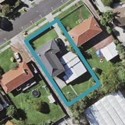 8 Penruddocke Road, Half Moon Bay, Auckland