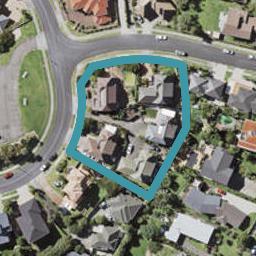 2/6 McCahill Views, Botany Downs, Auckland
