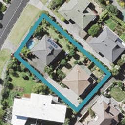 2/77 Castor Bay Road, Castor Bay, Auckland