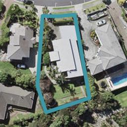 10 Baulcomb Parade, Windsor Park, Auckland