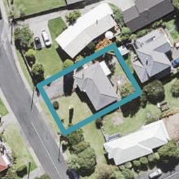 8 Lex Avenue, Green Bay, Auckland