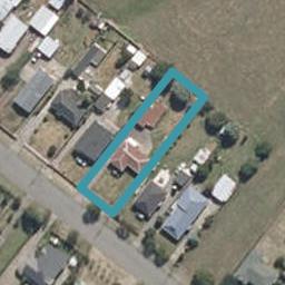 44 Johnson Street, Bulls