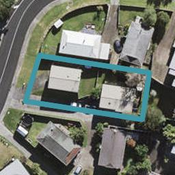 2/149 Spinella Drive, Bayview, Auckland