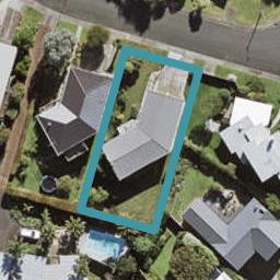 4 James Evans Drive, Northcote, Auckland