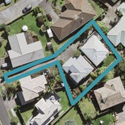 2/67 Unsworth Drive, Unsworth Heights, Auckland