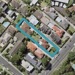 2/141 Shakespeare Road, Milford, Auckland