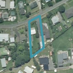 8 F Lowry Road, WHAKATIWAI, MIRANDA