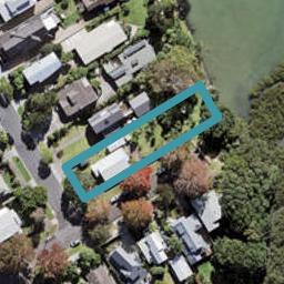1 Lynch Street, Point Chevalier, Auckland