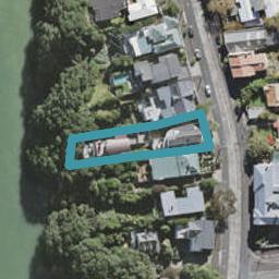 2/44 Queen Street, Northcote Point, Auckland