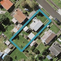 15 Taratoa Street, Point England, Auckland