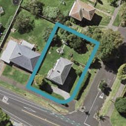 47 Waddell Avenue, Point England, Auckland