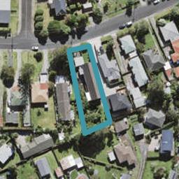 2/22 Amberley Avenue, Te Atatu South, Auckland