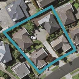 2/11 Ribbonwood Crescent, Goodwood Heights, Auckland