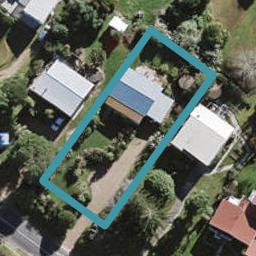 21 Alison Road, Surfdale, Waiheke Island