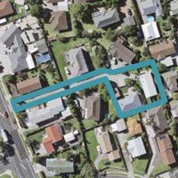 2/130 Aviemore Drive, Highland Park, Auckland